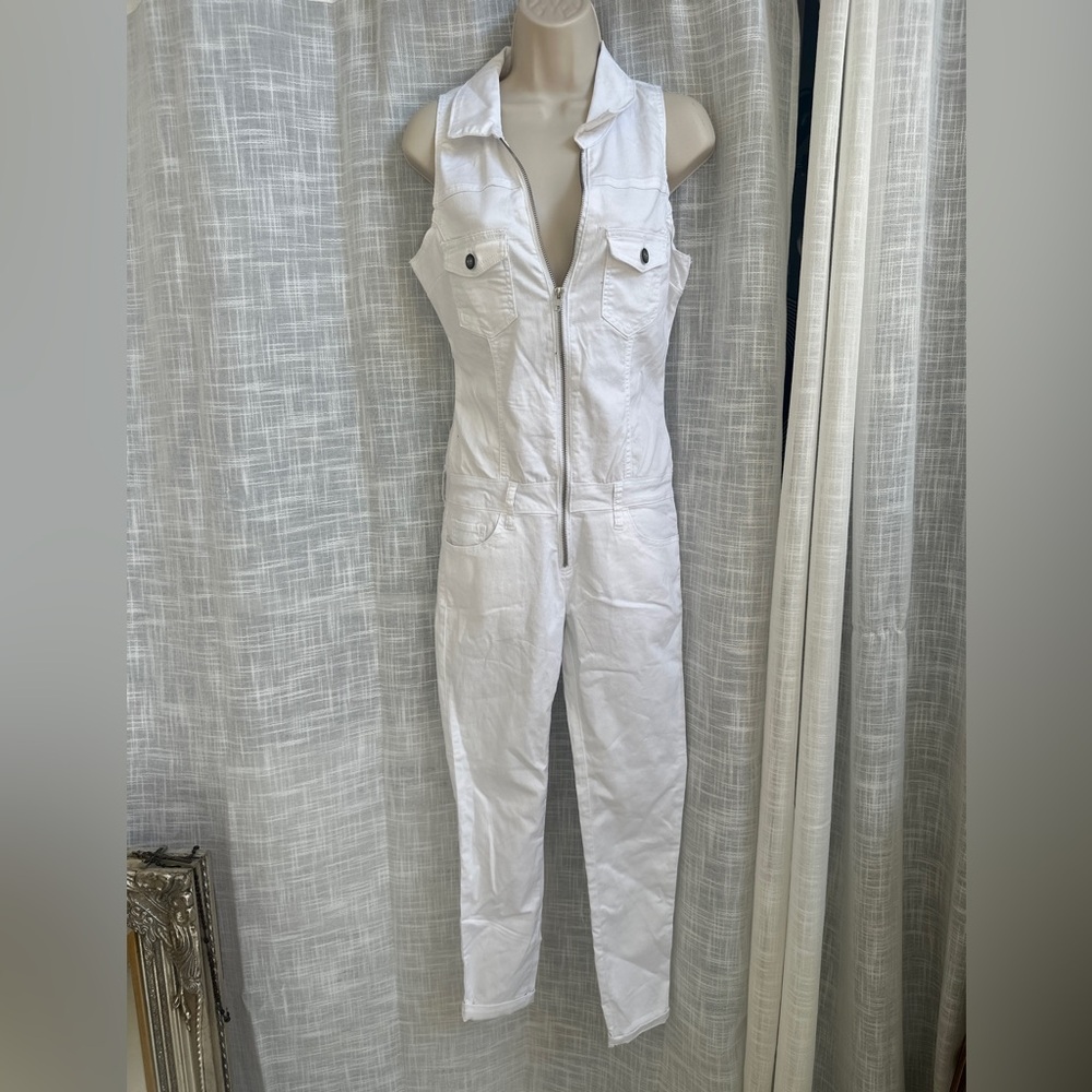 ✨ CoverGirl White Sleeveless Utility Jumpsuit – Size 3/4 ✨